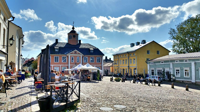 Porvoo_old_town_townhall